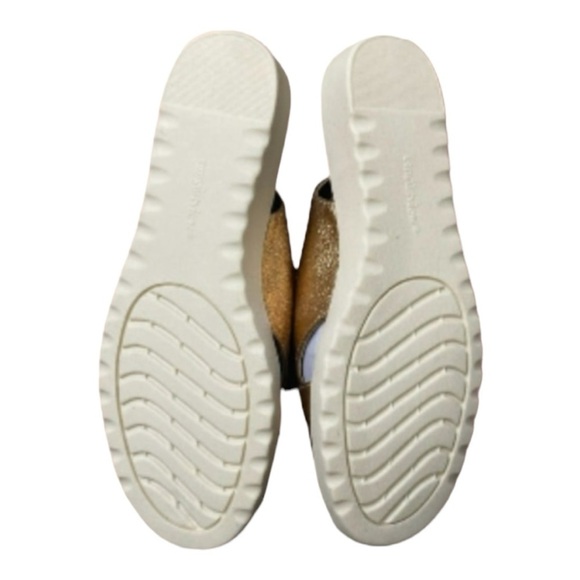 Metallic Gold Open Toe Slingback Women’s Casual Sandals by ComfortView Size 7WW - Picture 2 of 15